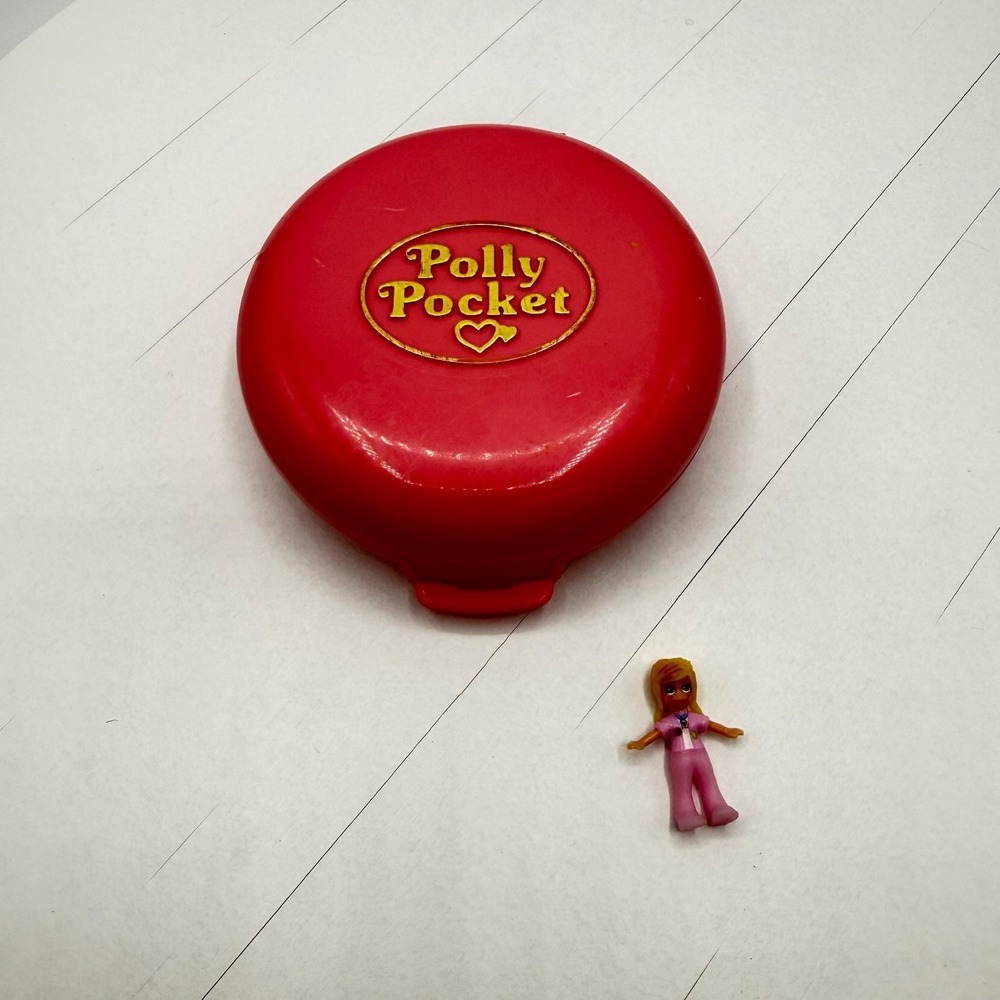 Polly‎ Pocket Bluebird Buttons Animal Hospital Vet Pink Compact 1989 Vintage - Picture 4 of 6
